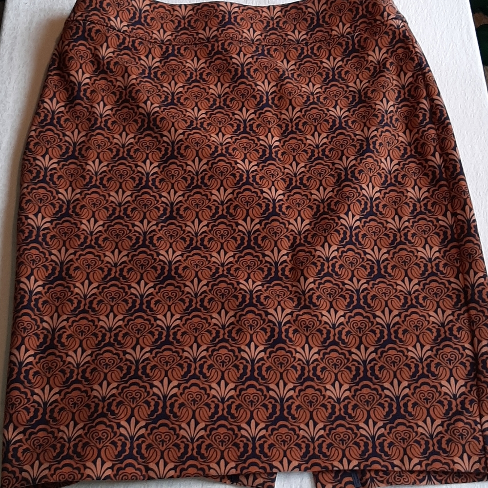 Loft pencil skirt